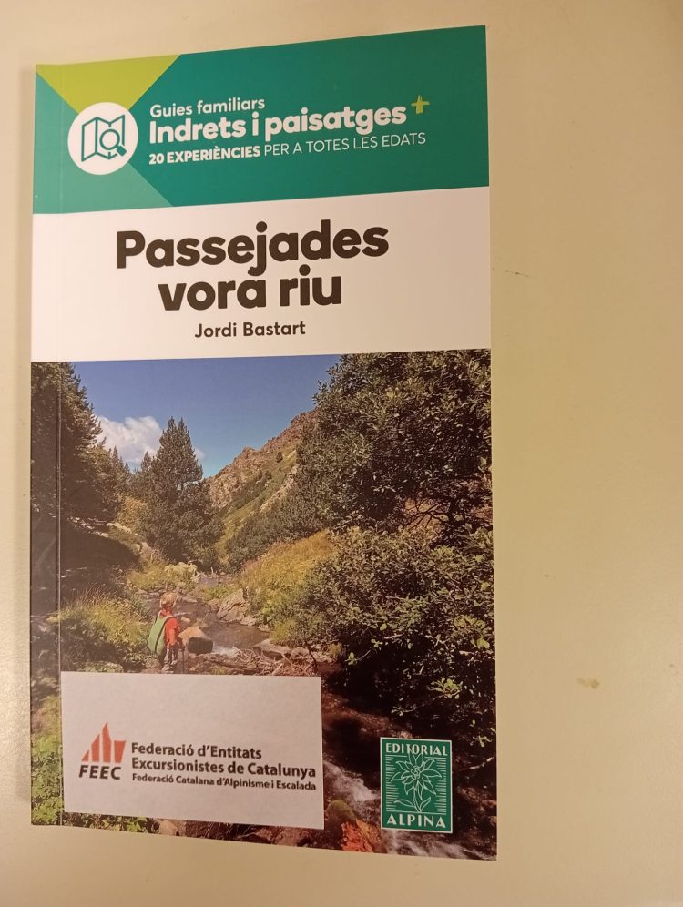 PASSEJADES VORA RIU